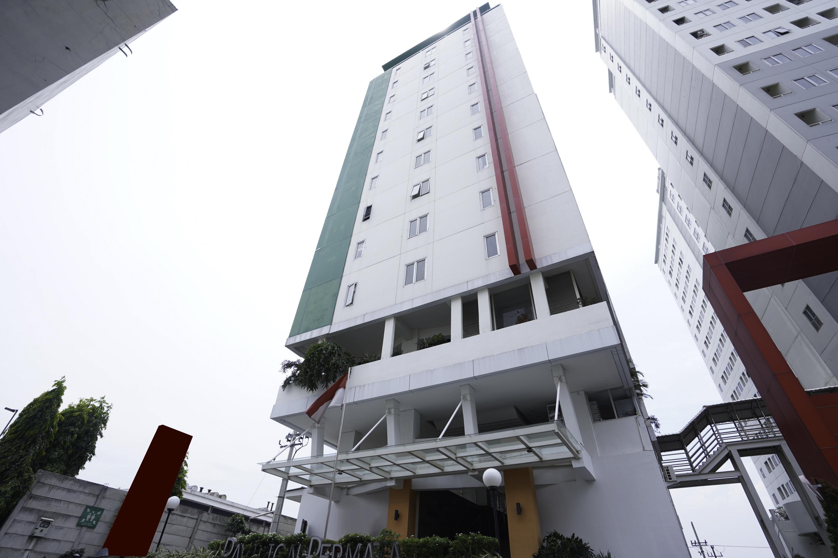 Super Oyo Capital O 91962 Pavilion Permata Сурабая Екстериор снимка