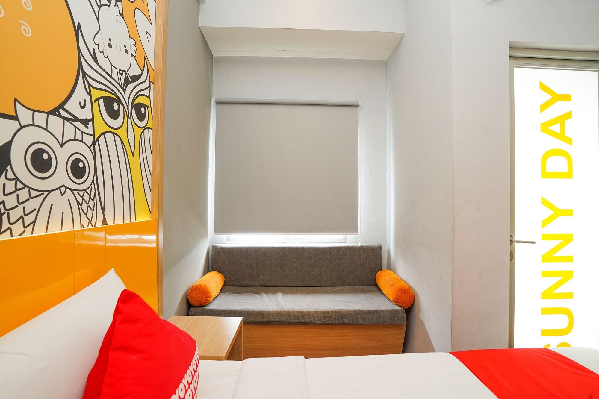 Super Oyo Capital O 91962 Pavilion Permata Сурабая Екстериор снимка